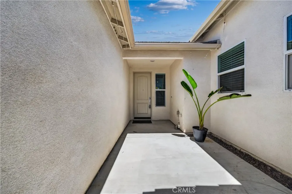 9019 Black Thorn Street Jurupa Valley, CA 92509