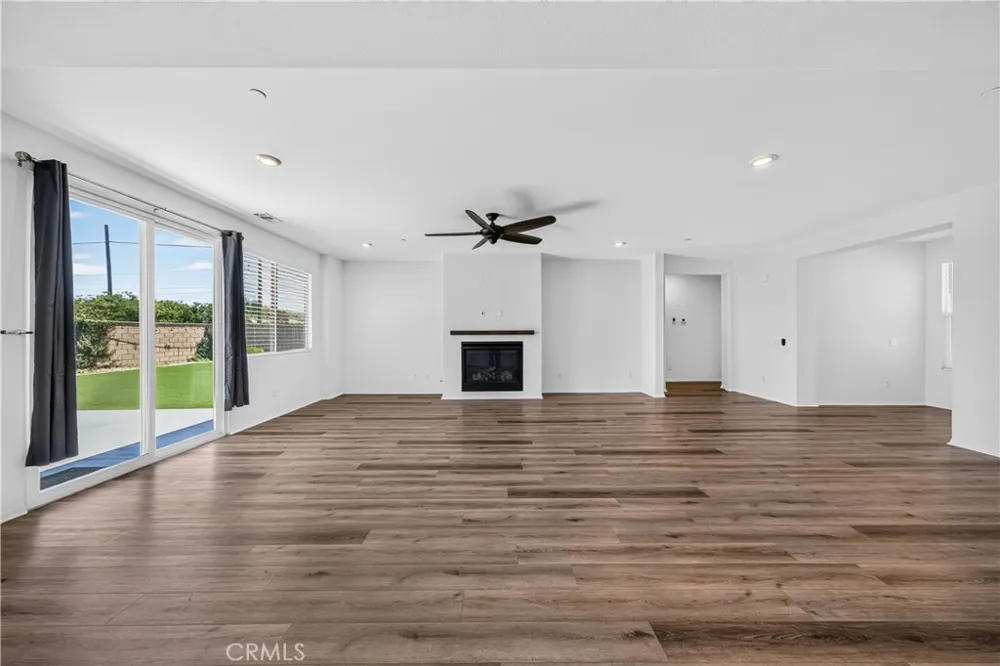 9019 Black Thorn Street Jurupa Valley, CA 92509