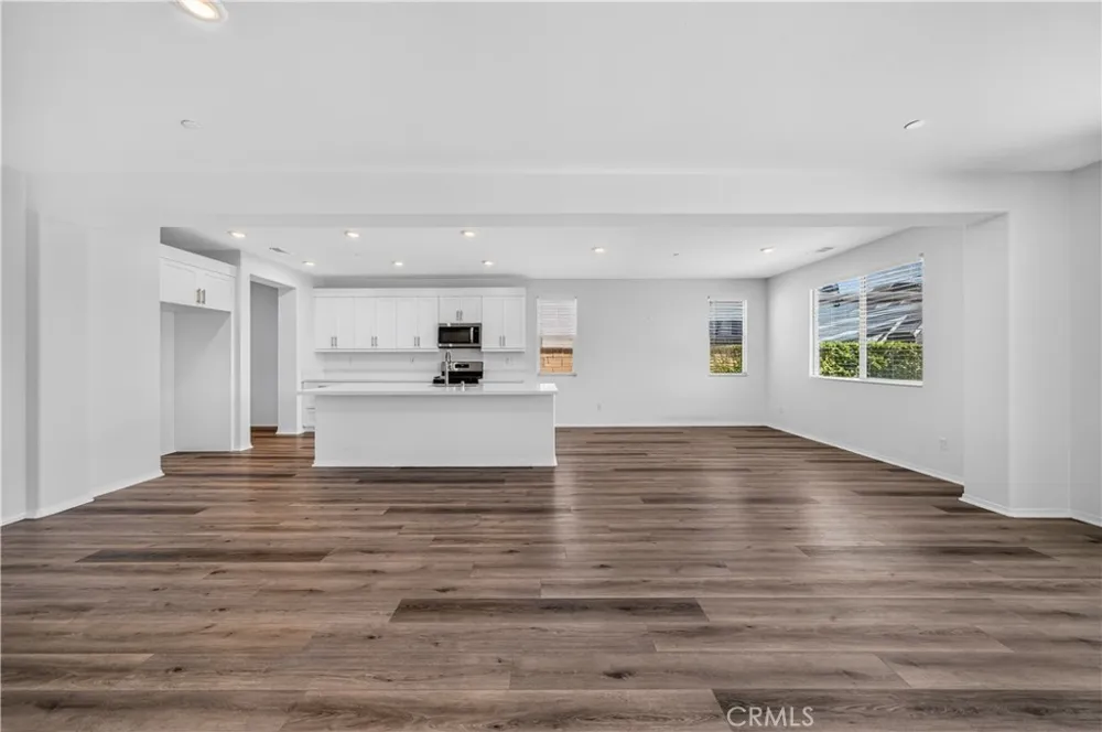9019 Black Thorn Street Jurupa Valley, CA 92509