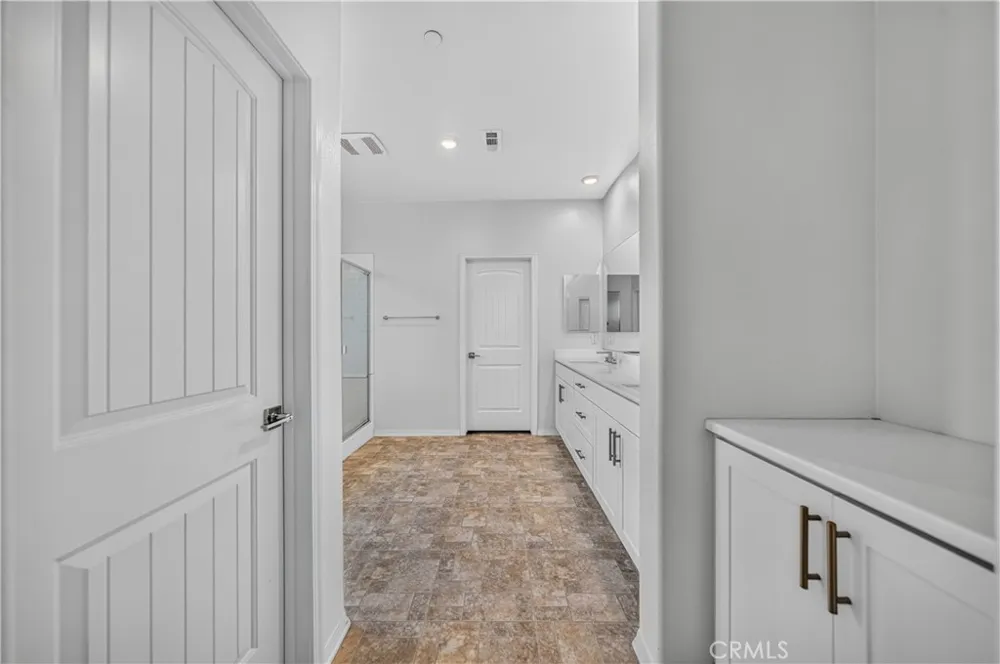 9019 Black Thorn Street Jurupa Valley, CA 92509