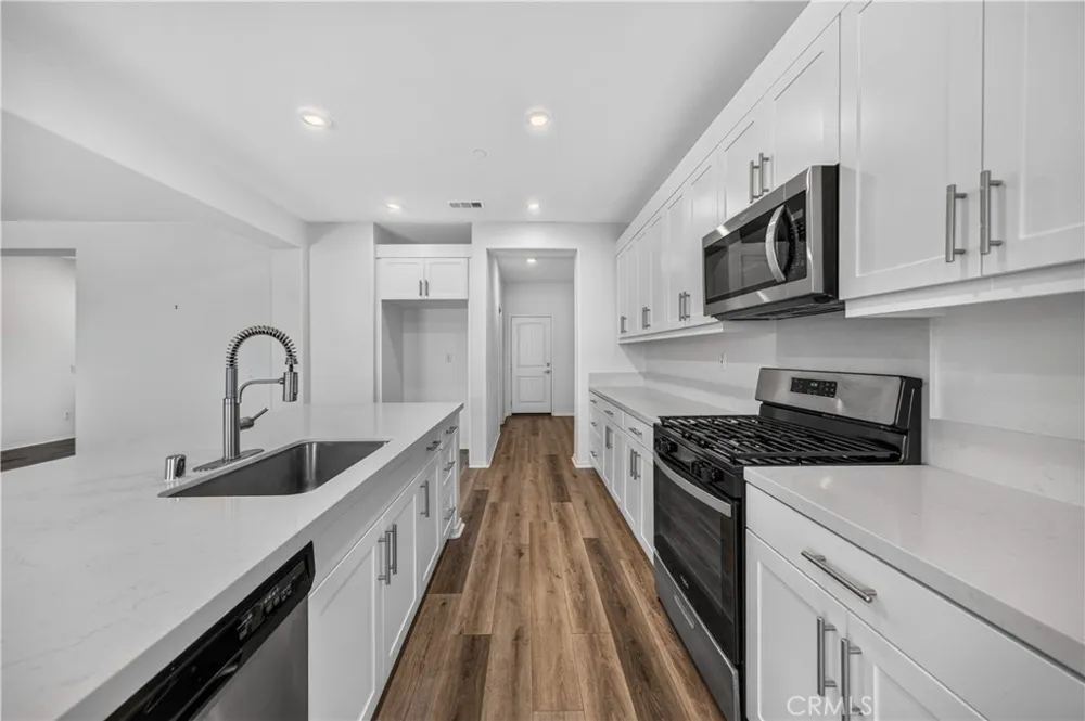9019 Black Thorn Street Jurupa Valley, CA 92509