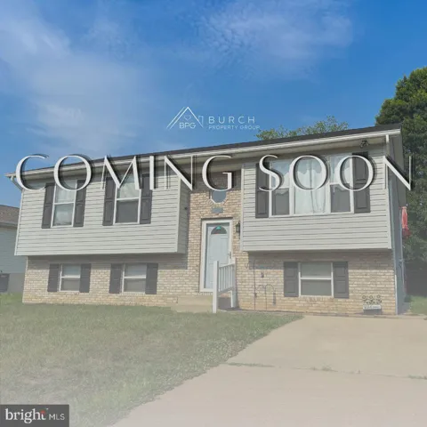 22060 CARAVEL COURT