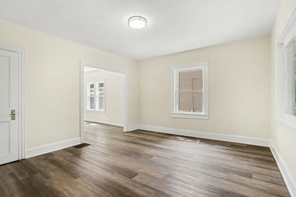 320 Trimble Avenue Kalamazoo City, MI 49048