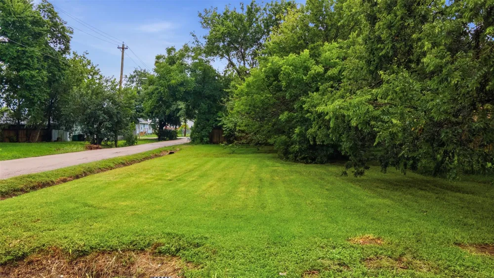 842 E 40th Street North Houston, TX 77022