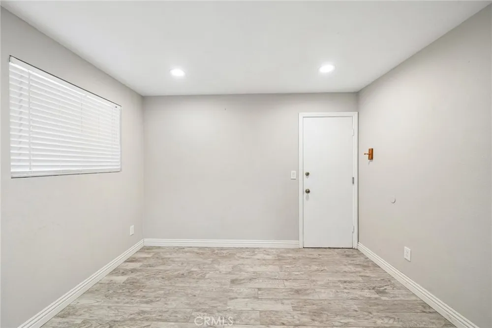 17316 Hawthorne Avenue Fontana, CA 92335