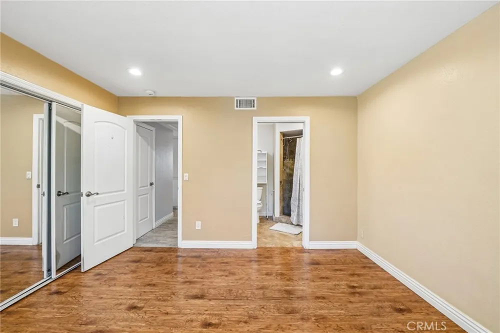 17316 Hawthorne Avenue Fontana, CA 92335