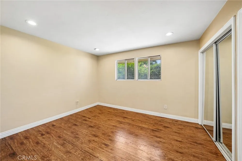 17316 Hawthorne Avenue Fontana, CA 92335