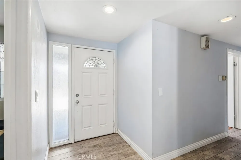 17316 Hawthorne Avenue Fontana, CA 92335