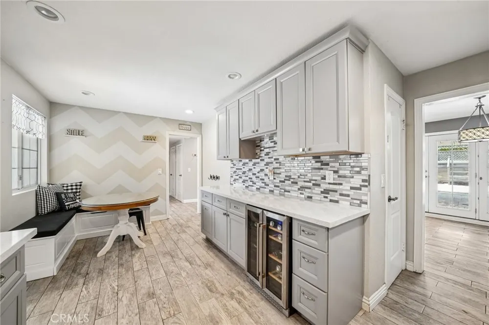 17316 Hawthorne Avenue Fontana, CA 92335