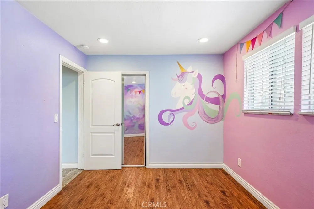 17316 Hawthorne Avenue Fontana, CA 92335