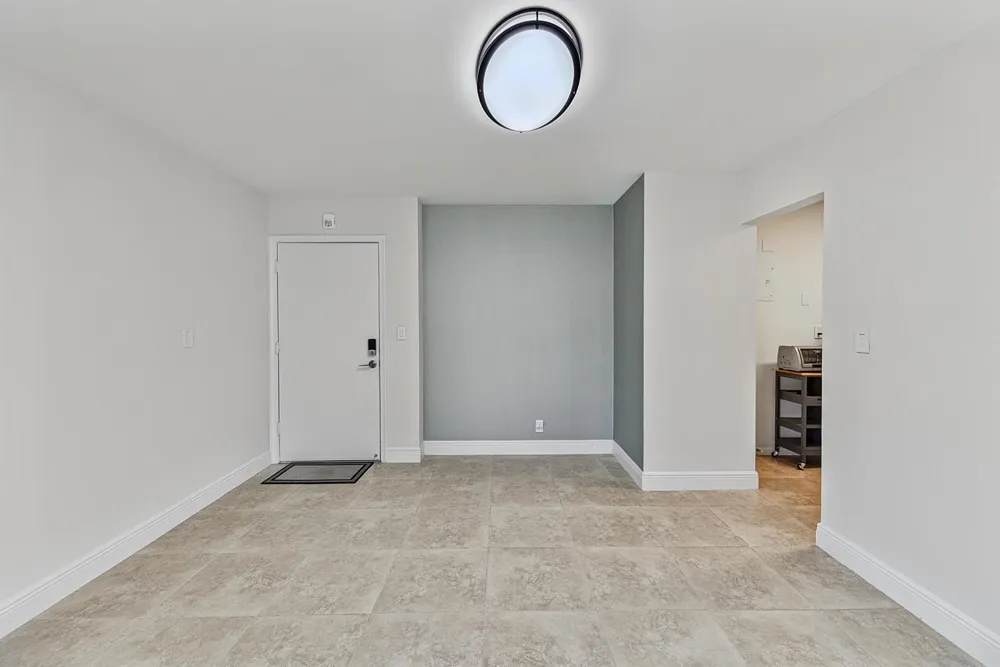 9 NE 19th Court #C112 Wilton Manors, FL 33305