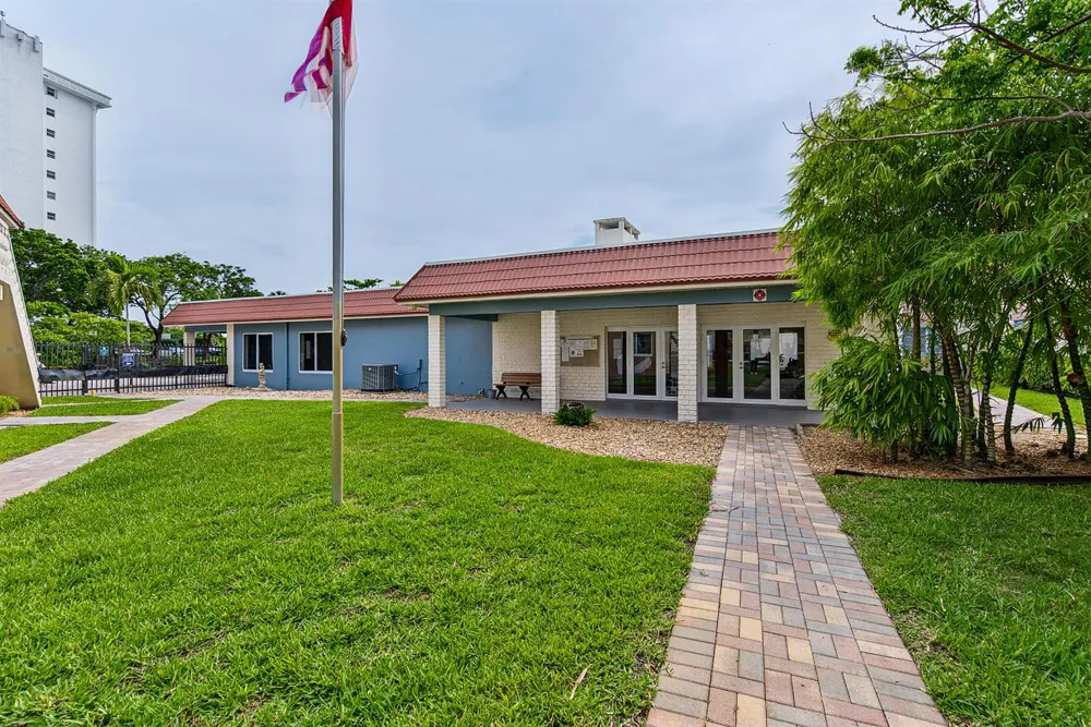9 NE 19th Court #C112 Wilton Manors, FL 33305