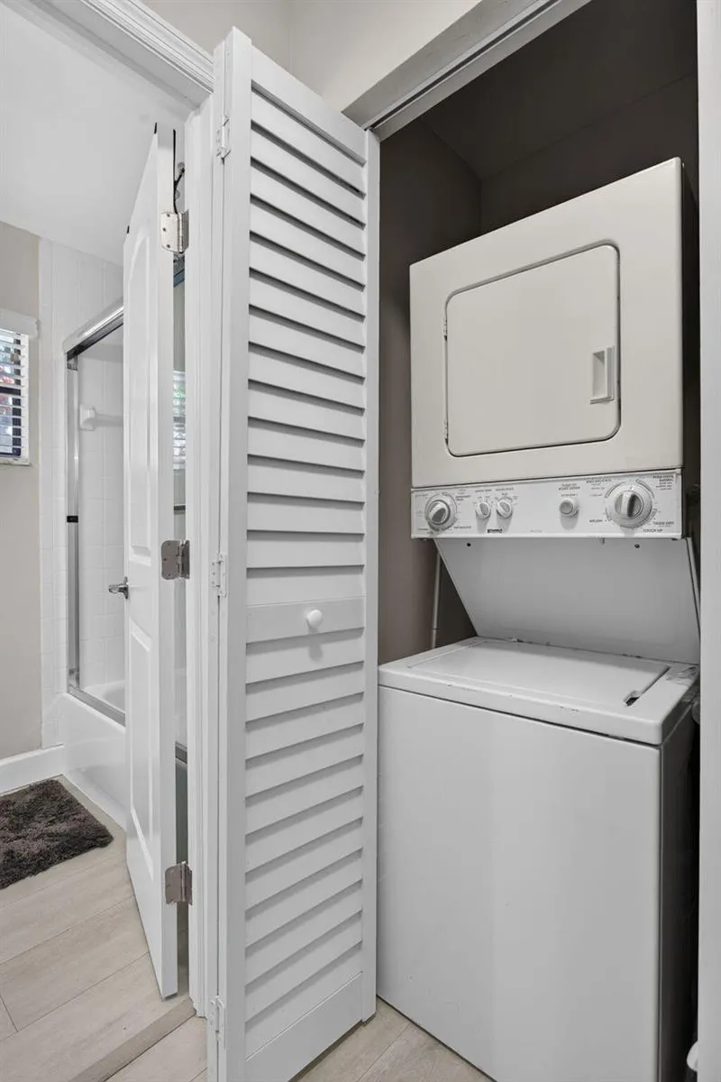 539 NW 36th Avenue Deerfield Beach, FL 33442