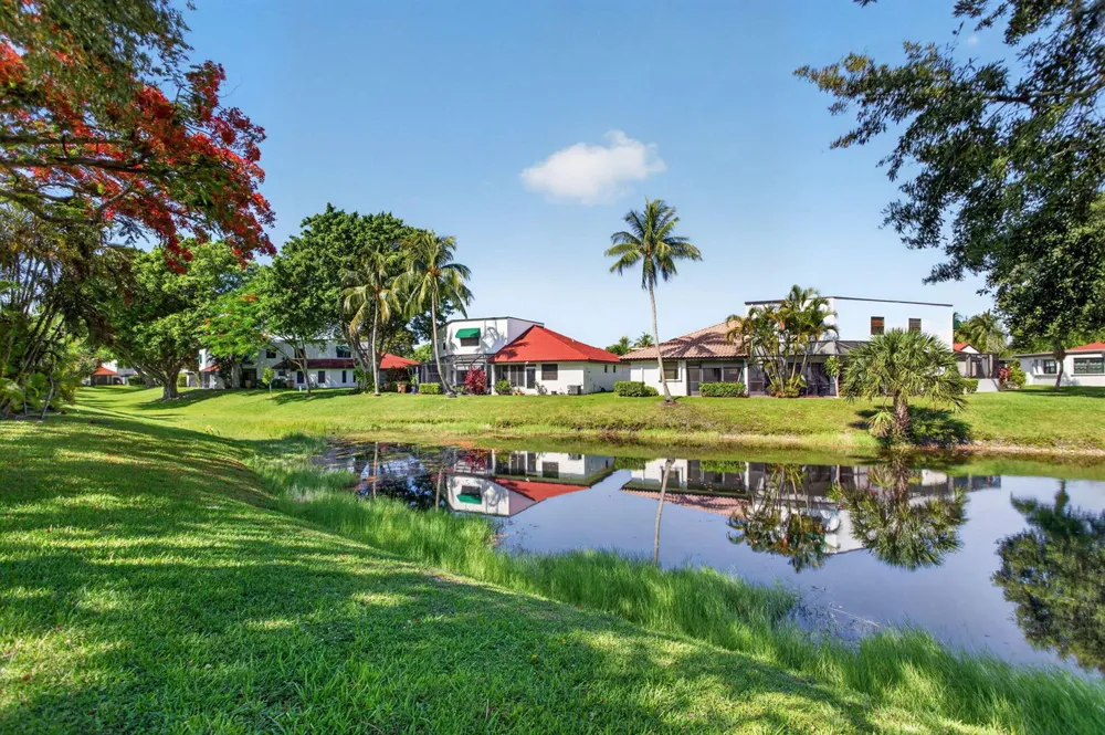 539 NW 36th Avenue Deerfield Beach, FL 33442