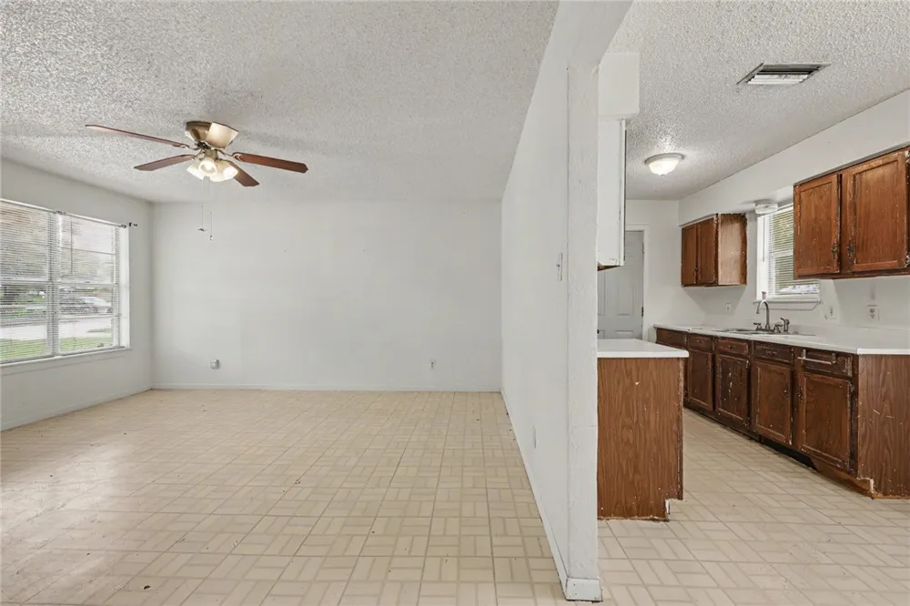 202 Canyonview George West, TX 78022