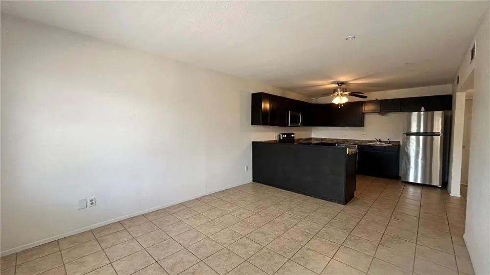 1004 Austin Street #9 Portland, TX 78374