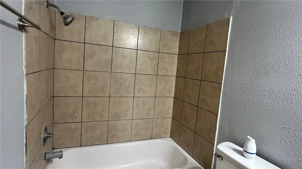 1004 Austin Street #9 Portland, TX 78374