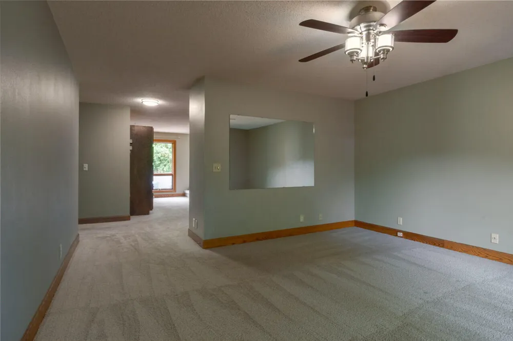 381 Timber Drive Coloma Charter Township, MI 49038