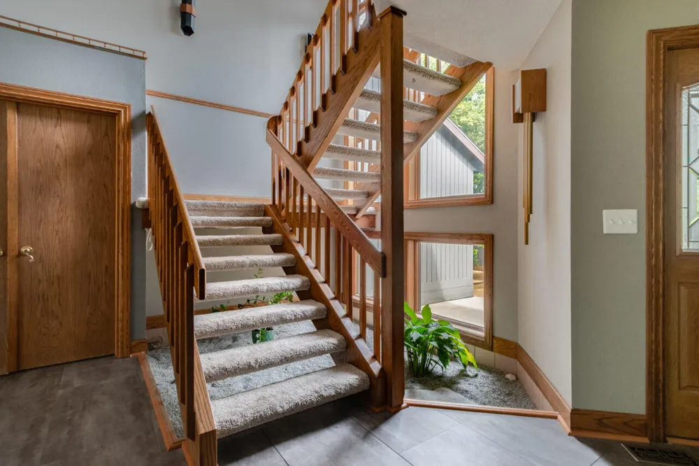 381 Timber Drive Coloma Charter Township, MI 49038