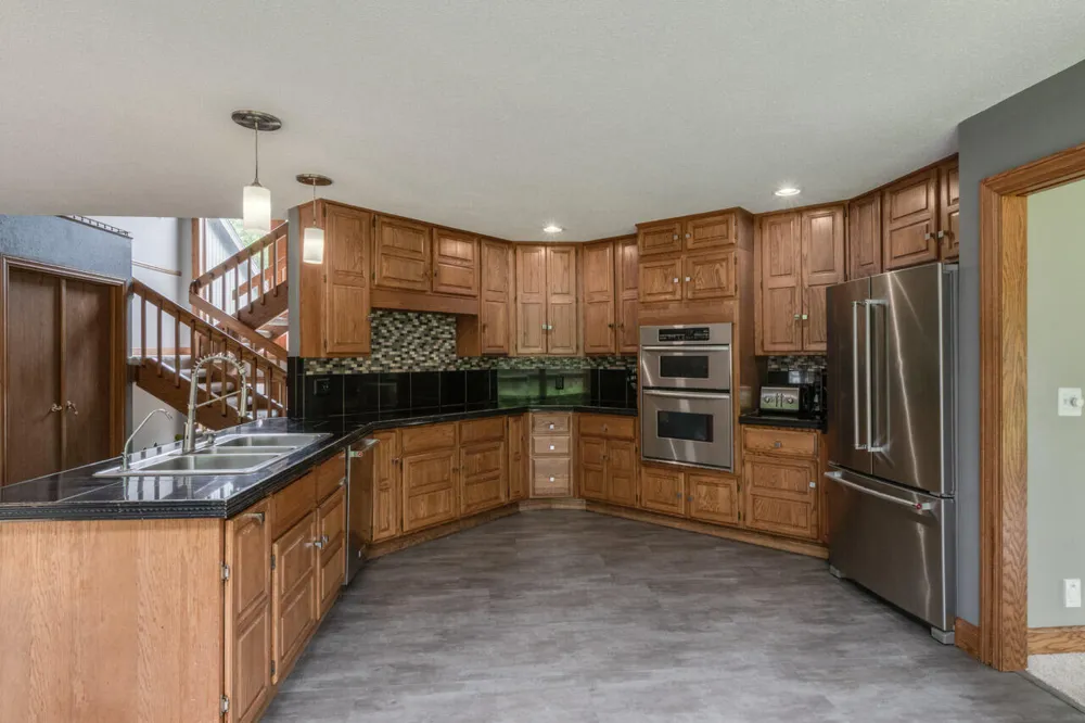 381 Timber Drive Coloma Charter Township, MI 49038
