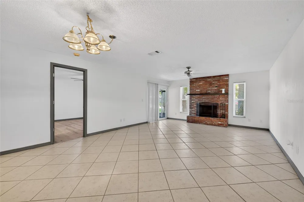 1400 PORTOBELLO DRIVE Port Orange, FL 32127