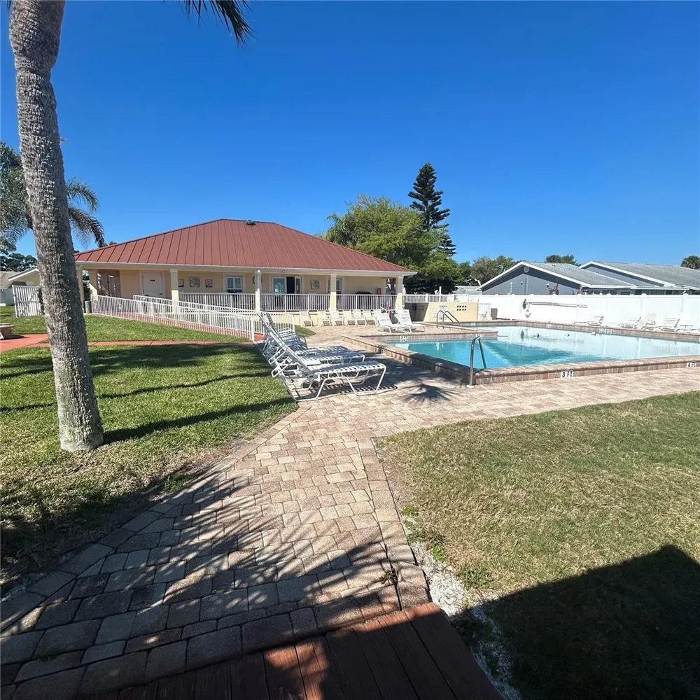 1400 PORTOBELLO DRIVE Port Orange, FL 32127