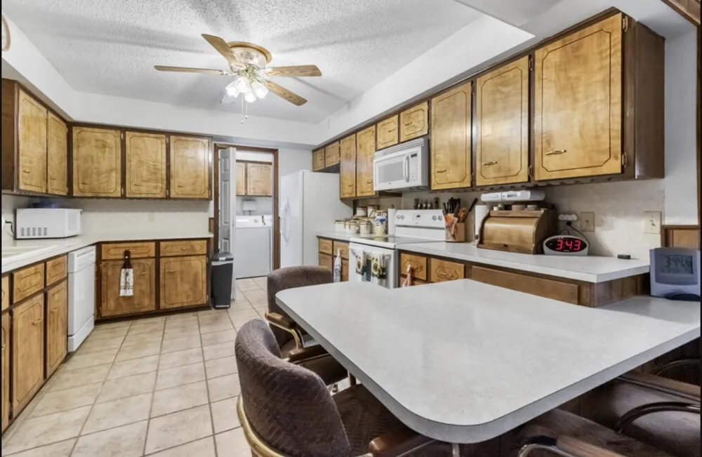 301 Reven Acres Drive Kingsland, TX 78639