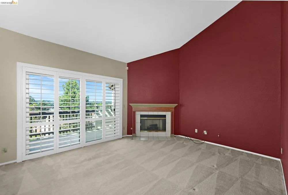 21103 Gary Dr #307D Hayward, CA 94546