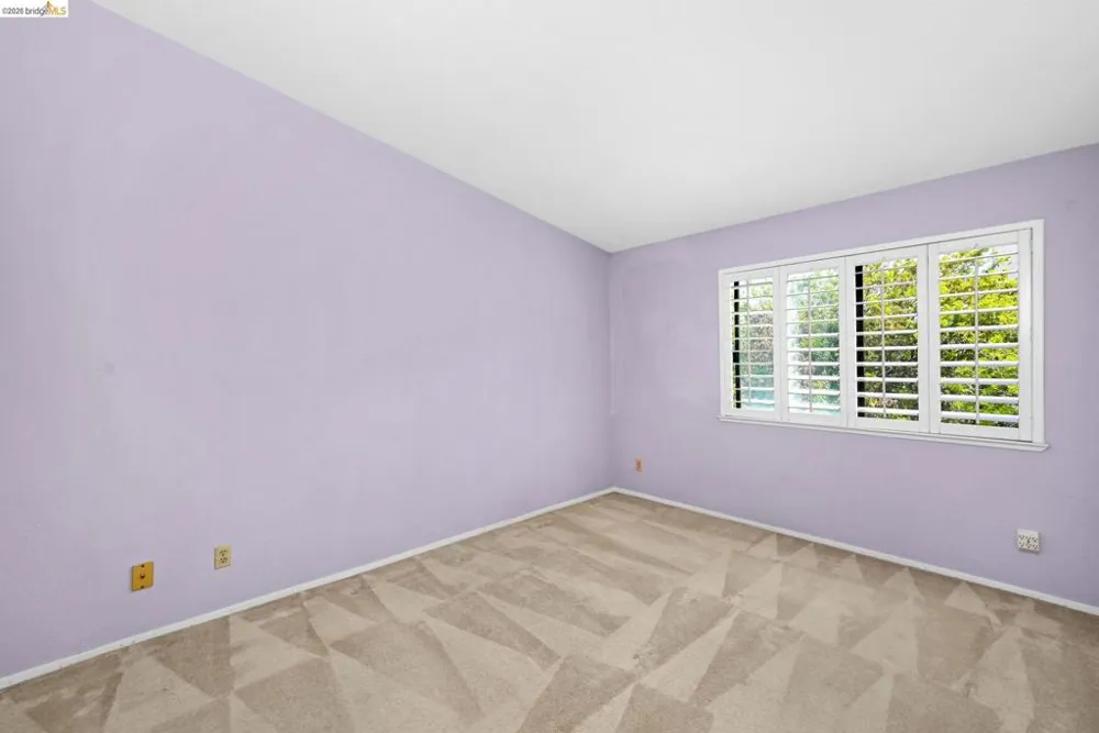 21103 Gary Dr #307D Hayward, CA 94546
