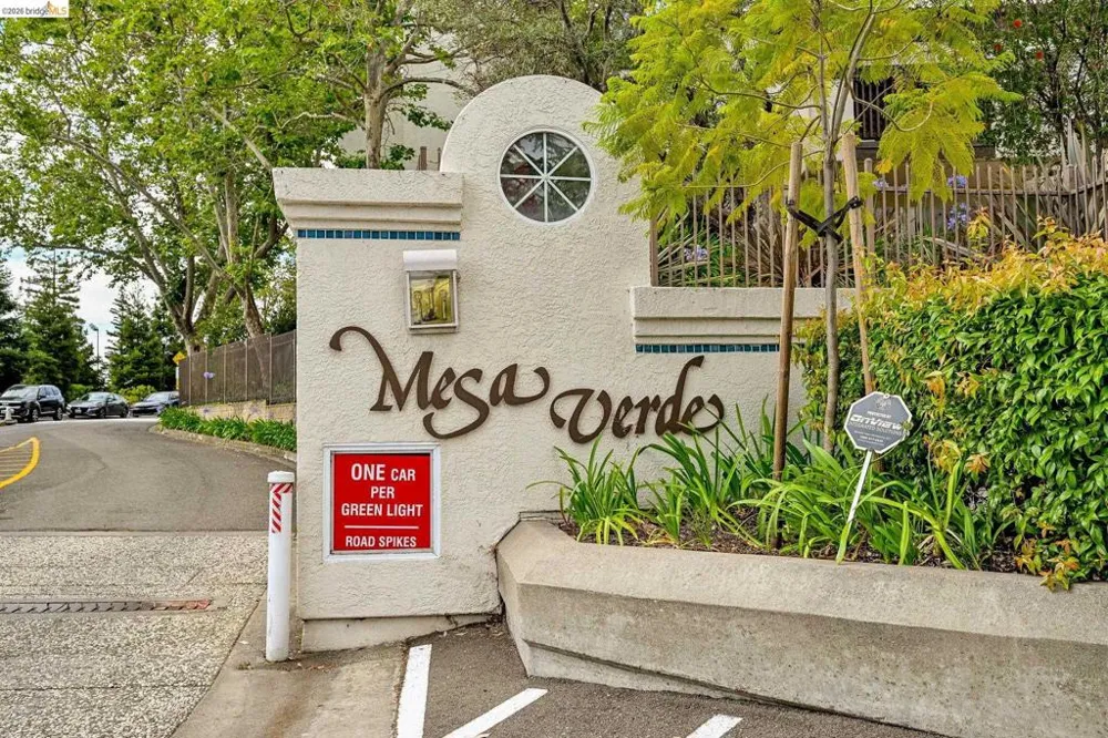 21103 Gary Dr #307D Hayward, CA 94546