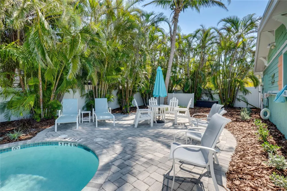 3009 AVENUE E #A Bradenton Beach, FL 34217