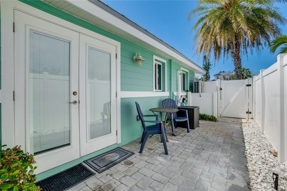 3009 AVENUE E #A Bradenton Beach, FL 34217