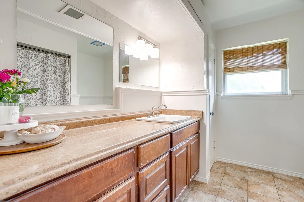 6705 Hanover Road Fort Worth, TX 76116