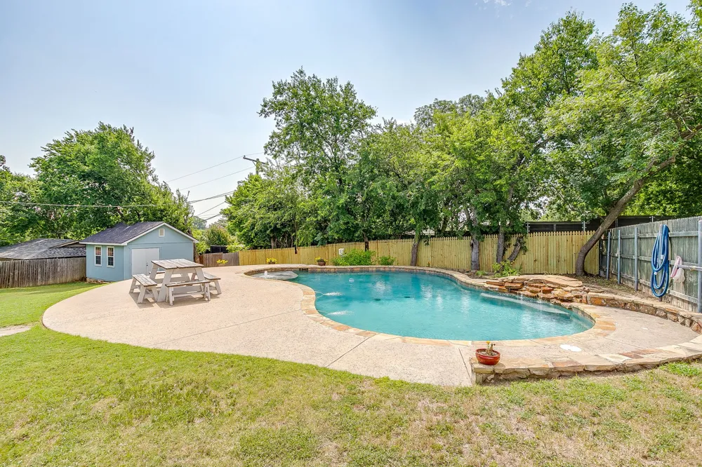 6705 Hanover Road Fort Worth, TX 76116
