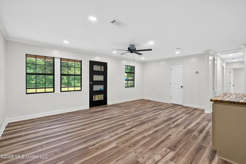 839 Herrin Drive Picayune, MS 39466