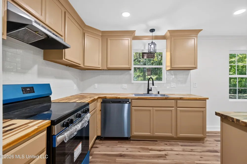 839 Herrin Drive Picayune, MS 39466