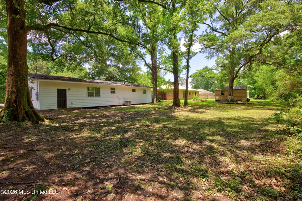 839 Herrin Drive Picayune, MS 39466