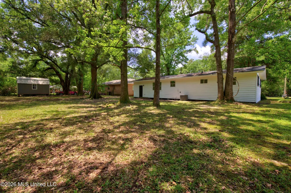839 Herrin Drive Picayune, MS 39466