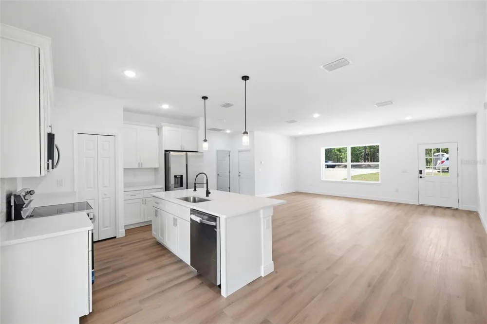 7712 TIDE POINT Citrus Springs, FL 34434