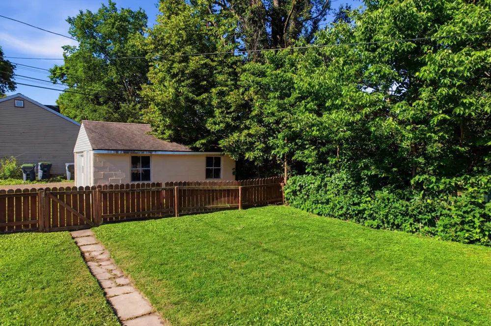 1722 Winnebago Street La Crosse, WI 54601