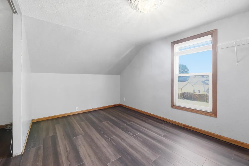 1722 Winnebago Street La Crosse, WI 54601