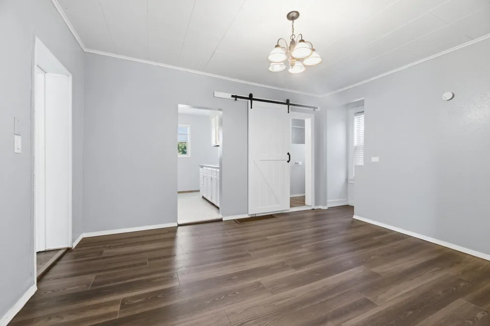 1722 Winnebago Street La Crosse, WI 54601