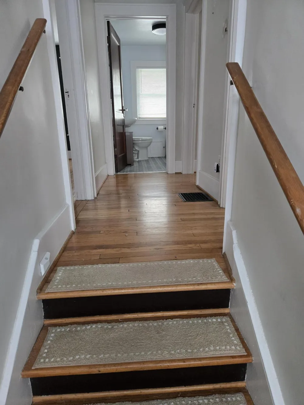 917 Forestdale Road Royal Oak City, MI 48067