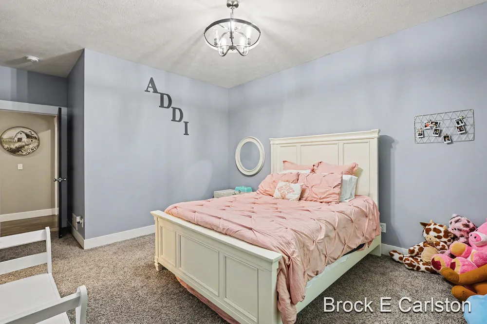 1294 Tall Tree Lane Laketon Township, MI 49445
