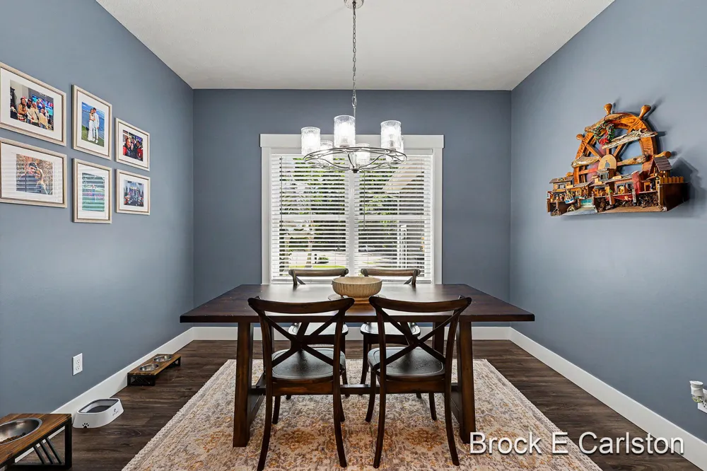 1294 Tall Tree Lane Laketon Township, MI 49445
