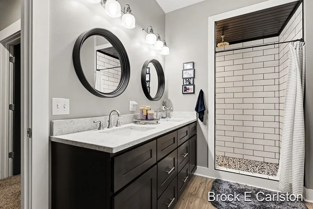 1294 Tall Tree Lane Laketon Township, MI 49445