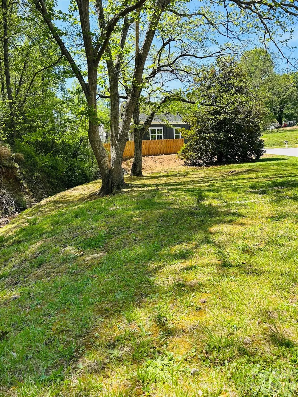 128 W Orchard Street Old Fort, NC 28762