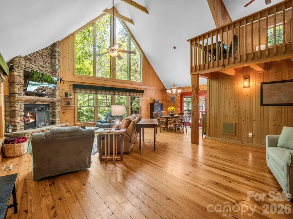 136 Dalton Court Lake Lure, NC 28746