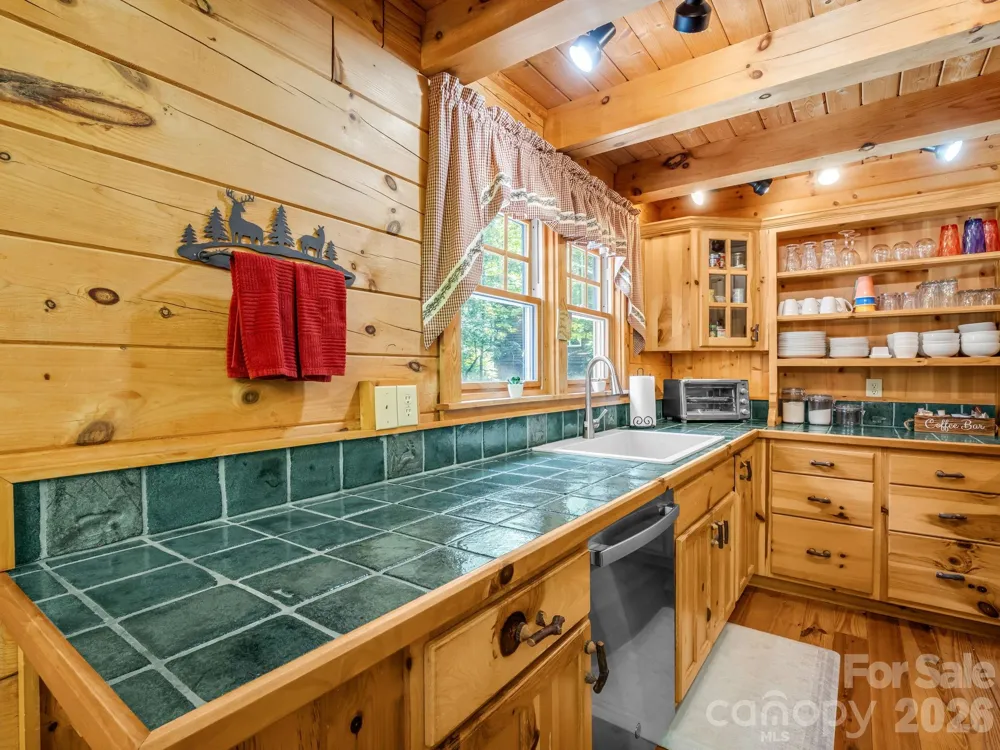 136 Dalton Court Lake Lure, NC 28746
