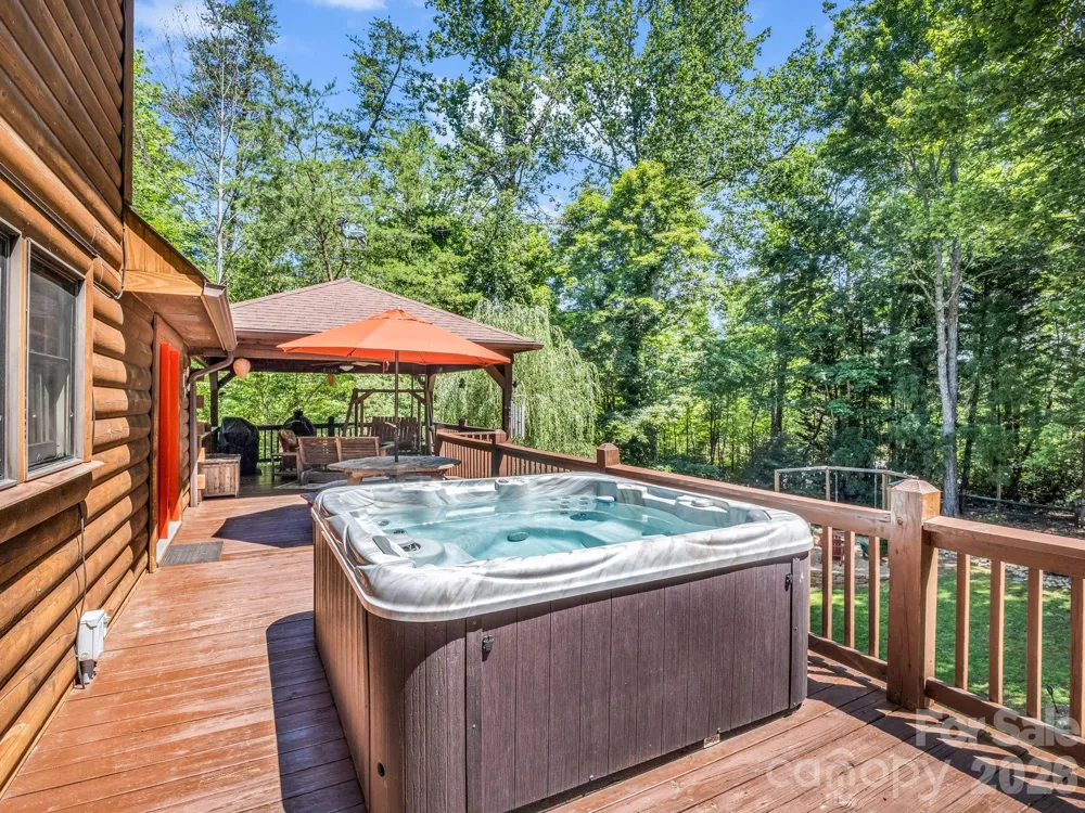 136 Dalton Court Lake Lure, NC 28746